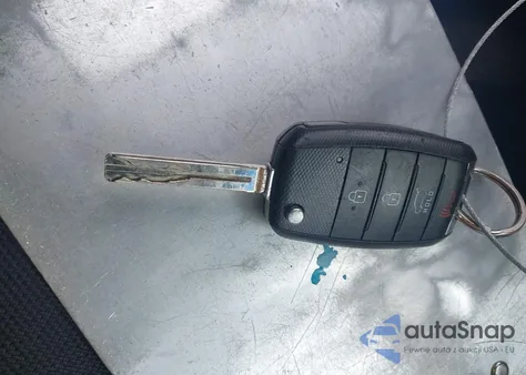 2015 Kia Sportage Lx z USA, uszkodzony, nr VIN KNDPBCAC0F7746323